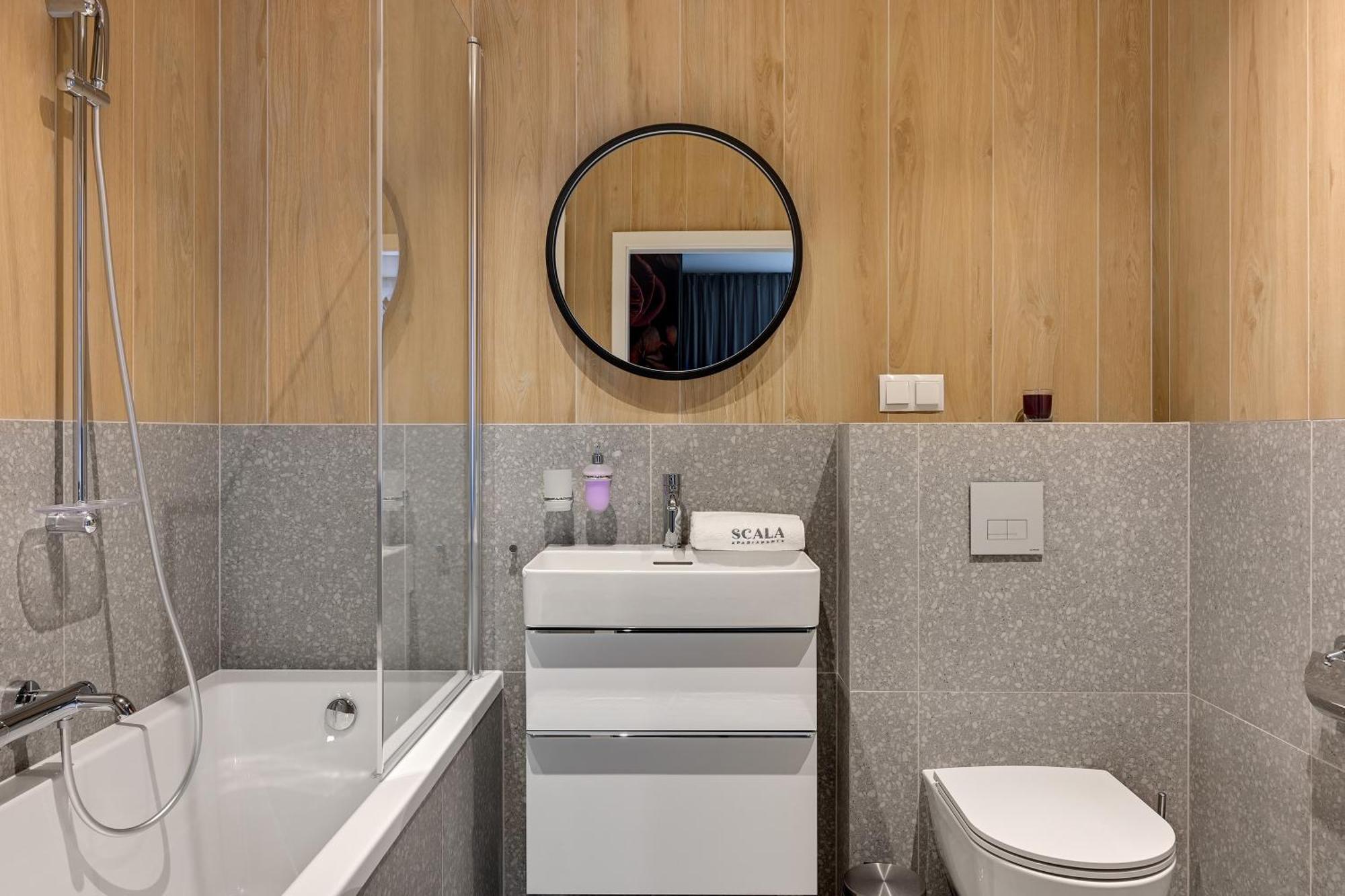 Scala 60D City Center Apartments With Parking By Lion Apartments Гданск Екстериор снимка